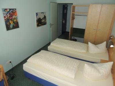 Hotel Konigswache Munich Room photo